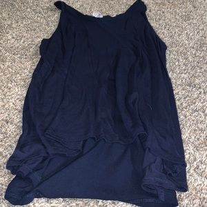 blue tank top